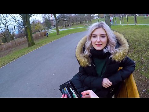 ❤️ Ingoia la sborra calda di uno sconosciuto per soldi - pompino nel parco di Eva Elfie Video di sesso di qualità al it.sexafinkarasskaz.ru ❌